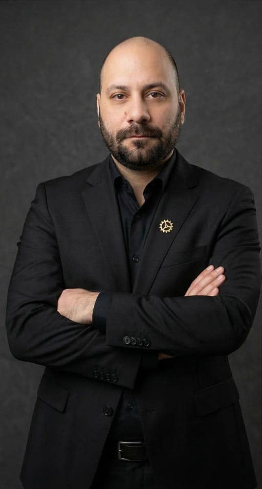 Damien — Associé, CTO Aurélius